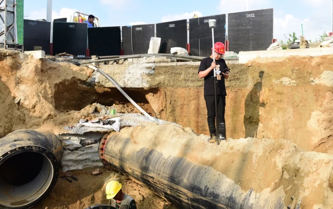 1656308244332000373.jpg 8-210S11F62T51.jpg